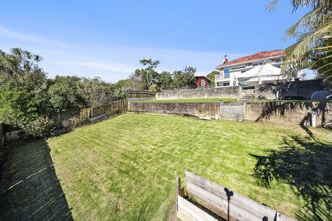 Photo of property in 73 Bradbury Road, Botany Downs, Auckland, 2010