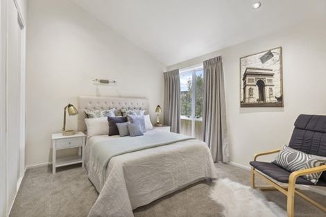 Photo of property in 5/6 Bond Crescent, Forrest Hill, Auckland, 0620