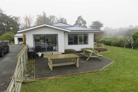 Photo of property in 28 Flemington Road, Woodlands, Invercargill, 9871