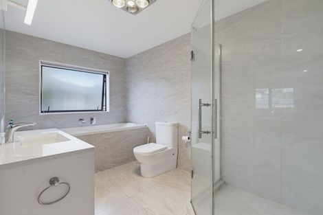 Photo of property in 126 Keri Vista Rise, Papakura, 2110