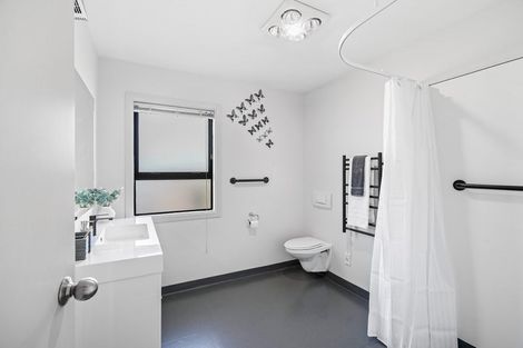 Photo of property in 5 Voss Street, Shirley, Christchurch, 8013