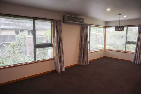 Photo of property in 11 Amdale Avenue, Broomfield, Christchurch, 8042
