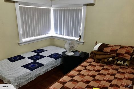 Photo of property in 324 Mount Albert Road, Mount Roskill, Auckland, 1041