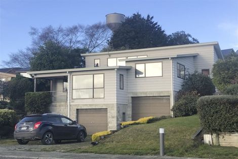 Photo of property in 16 Cathedral Drive, Manapouri, 9679