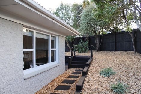 Photo of property in 1/1 Broadview Place, Howick, Auckland, 2014