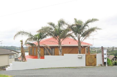 Photo of property in 65 Stanmore Bay Road, Stanmore Bay, Whangaparaoa, 0932