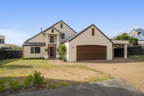 Photo of property in 27 Logan Avenue, Wharewaka, Taupo, 3330