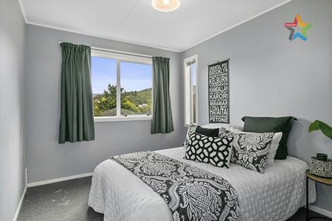 Photo of property in 14a Hawthorn Crescent, Stokes Valley, Lower Hutt, 5019