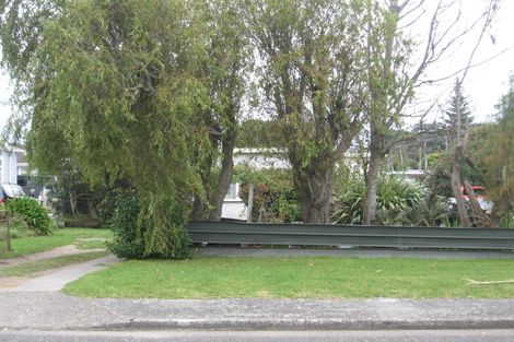 Photo of property in 4 Ngaio Road, Raumati Beach, Paraparaumu, 5032