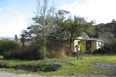 Photo of property in 3 Chamberlain Street, Blackball, 7804