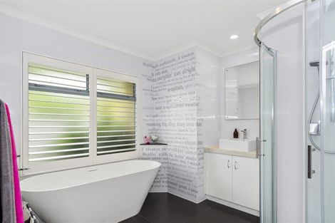 Photo of property in 108 Moffat Road, Bethlehem, Tauranga, 3110