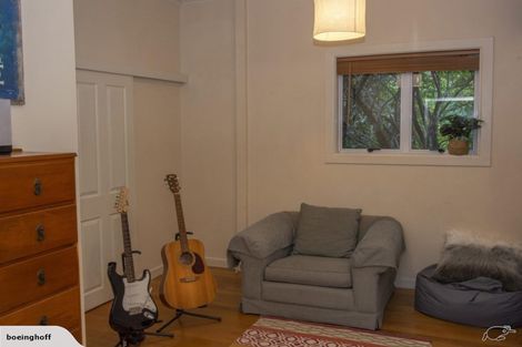 Photo of property in 6 Willowbrook Place, Titirangi, Auckland, 0604