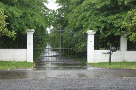 Photo of property in 76 Waihoehoe Road, Drury, 2113