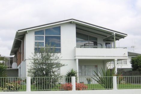 Photo of property in 136 Oceanview Road, Mount Maunganui, 3116