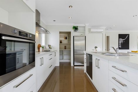 Photo of property in 17 Breton Close, Northwood, Christchurch, 8051