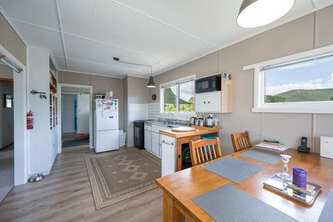 Photo of property in 195 Whitby Road, Wakefield, 7025