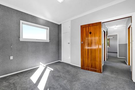 Photo of property in 402 South Road, Hawera, 4674