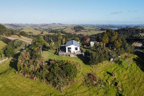 Photo of property in 133 Wearmouth Road, Paparoa, 0571