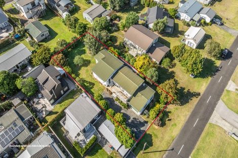 Photo of property in 124 Given Avenue, Whangamata, 3620