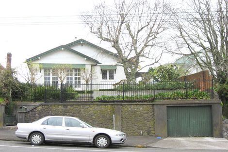 Photo of property in 106 Carrington Street, Lower Vogeltown, New Plymouth, 4310