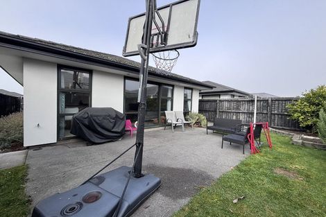Photo of property in 11 Capil Court, Halswell, Christchurch, 8025
