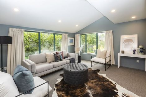 Photo of property in 16 Ngahere Street, Fendalton, Christchurch, 8041