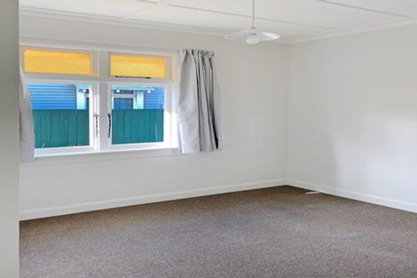 Photo of property in 94 Limbrick Street, Terrace End, Palmerston North, 4410