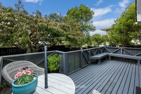 Photo of property in 35 Whirinaki Crescent, Heretaunga, Upper Hutt, 5018