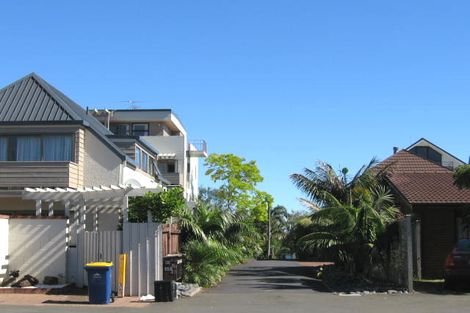 Photo of property in 46 Kitchener Road, Milford, Auckland, 0620