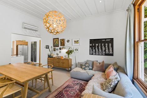 Photo of property in 7 Strathmore Crescent, Roslyn, Dunedin, 9010