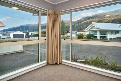 Photo of property in Frankton Court, 32 Mcbride Street, Frankton, Queenstown, 9300