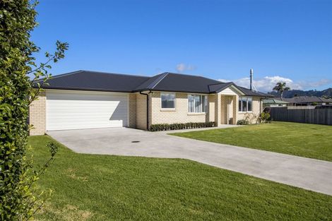 Photo of property in 3 Island Vista, Athenree, Waihi Beach, 3177