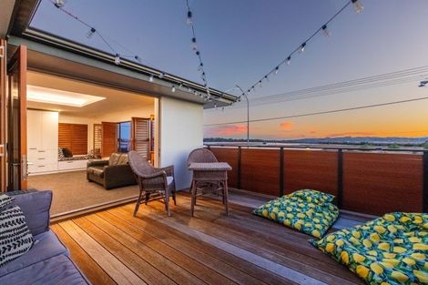 Photo of property in 62 Meeanee Quay, Westshore, Napier, 4110