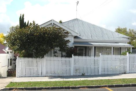 Photo of property in 107 Bassett Road, Remuera, Auckland, 1050