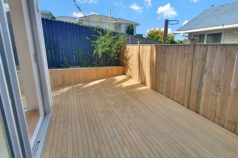 Photo of property in 28a Bruce Road, Glenfield, Auckland, 0629
