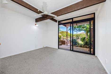 Photo of property in 57 Highland Park Drive, Highland Park, Auckland, 2010