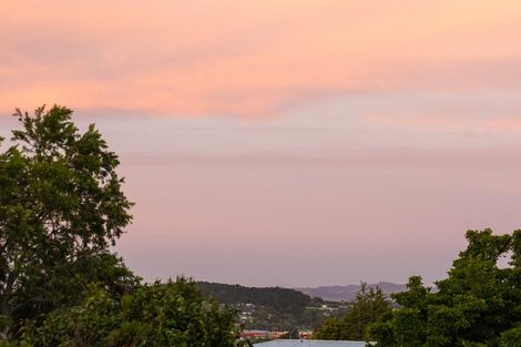 Photo of property in 4 Laurelwood Avenue, Pukekohe, 2120