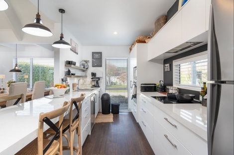 Photo of property in 62 Montgomery Crescent, Kinloch, Taupo, 3377