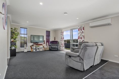 Photo of property in 151 Ballintoy Park Drive, Welcome Bay, Tauranga, 3175