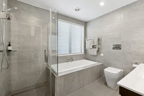 Photo of property in 29a Penzance Road, Mairangi Bay, Auckland, 0630