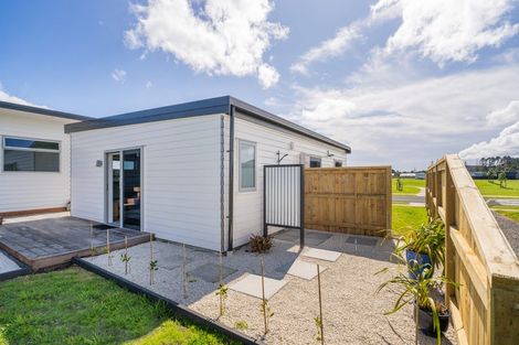 Photo of property in 110 Hamiora Street, Matarangi, 3592