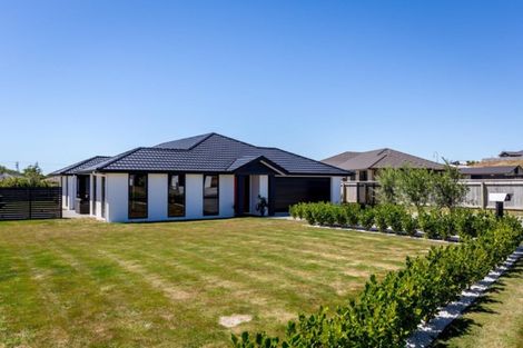 Photo of property in 10 Honeyfield Drive, Whalers Gate, New Plymouth, 4310