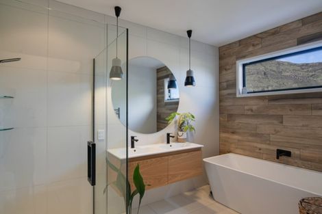 Photo of property in 6 Sandford Terrace, Lower Shotover, Queenstown, 9304