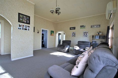 Photo of property in 25 Freyberg Road, Ruawai, 0530