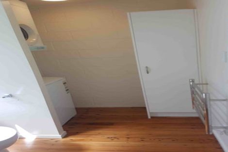 Photo of property in 9 Ngaio Gorge Road, Ngaio, Wellington, 6035