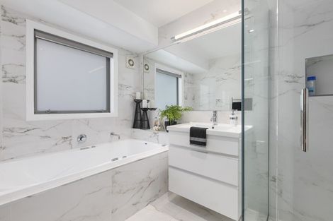 Photo of property in 198b Marine Parade, Mount Maunganui, 3116