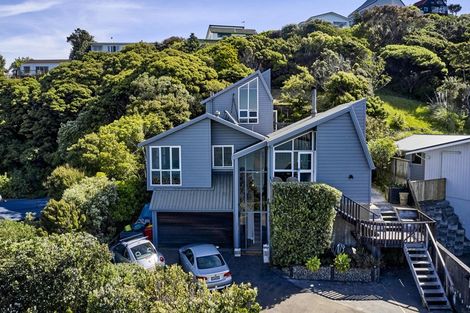 Photo of property in 3 Kenef Road, Paremata, Porirua, 5024