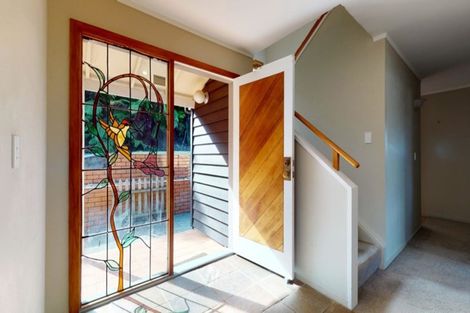 Photo of property in 35 Pomare Road, Tirohanga, Lower Hutt, 5010