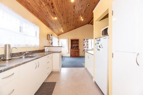 Photo of property in 1/6 Koromiko Street, New Lynn, Auckland, 0600