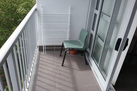 Photo of property in Q-central 44-58 Apartments, 5b/46 Liverpool Street, Auckland Central, Auckland, 1010